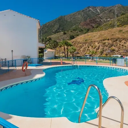 Holiday home Incredible Views & Pool Near Pueblo