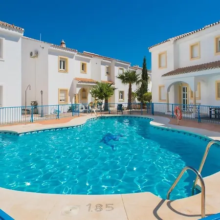 Holiday home Incredible Views & Pool Near Pueblo *
